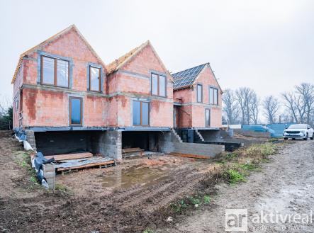 7IV07513 | Prodej - dům/vila, 143 m²