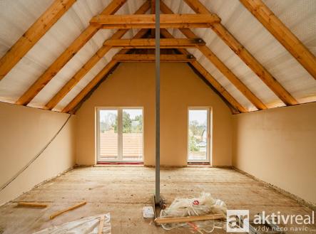 7IV09074 | Prodej - dům/vila, 143 m²