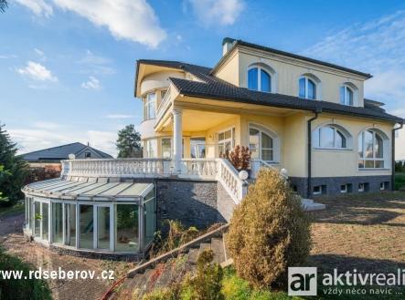 7IV05071 | Prodej - dům/vila, 1 093 m²