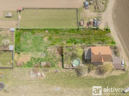 2_vyt | Prodej - pozemek pro bydlení, 1 143 m²