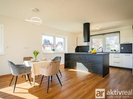 Dům Hořín Viktor Janovský 38 | Prodej - dům/vila, 201 m²