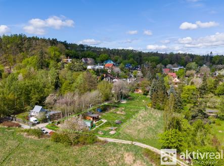 1_ozn1 | Prodej - pozemek pro bydlení, 1 418 m²