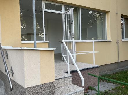 IMG_8956 | Pronájem - obchodní prostor, 21 m²
