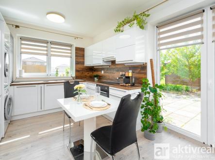 12 | Prodej bytu, 4+kk, 74 m²