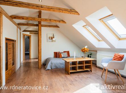 7IV01523 | Prodej - dům/vila, 228 m²