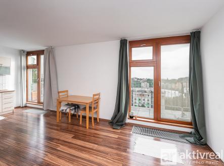 11 | Prodej bytu, 1+kk, 43 m²