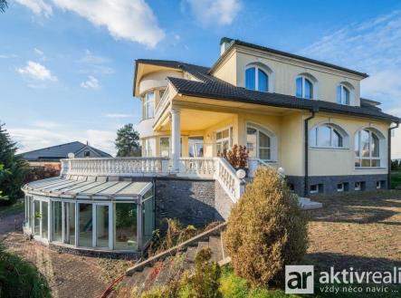 7IV05071 | Prodej - pozemek pro komerční výstavbu, 2 233 m²