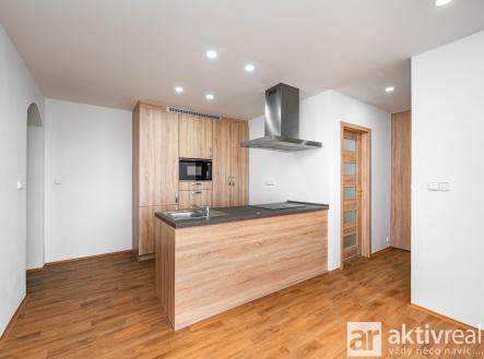 5 | Pronájem bytu, 2+kk, 61 m²