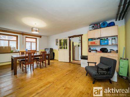 7IV06355 | Prodej - zemědělský objekt, 9 289 m²