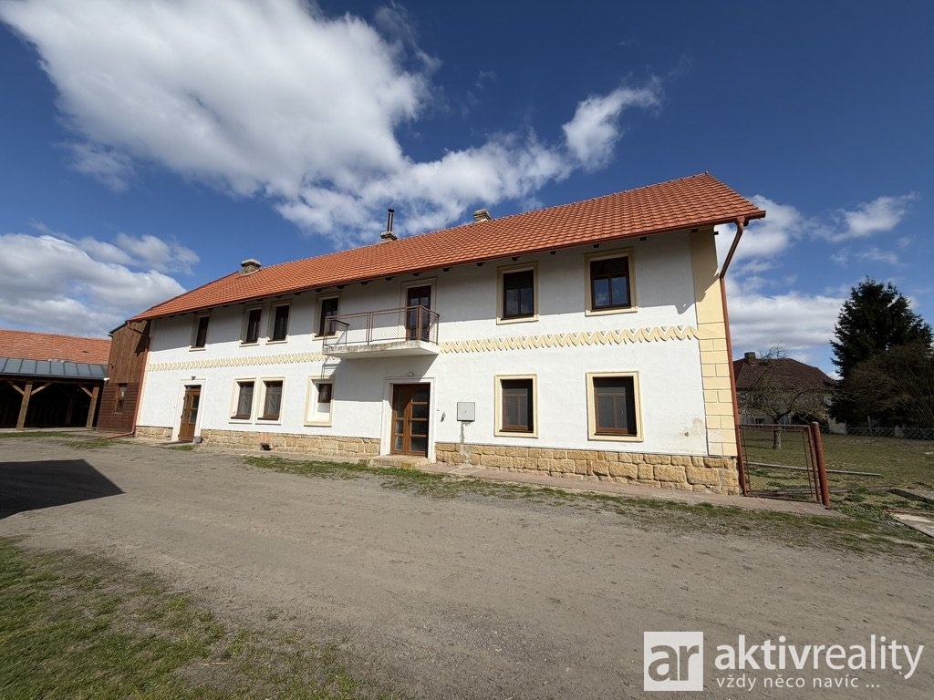 2DB247EF-8E90-490A-89A2-FAD5699D999E_1_105_c