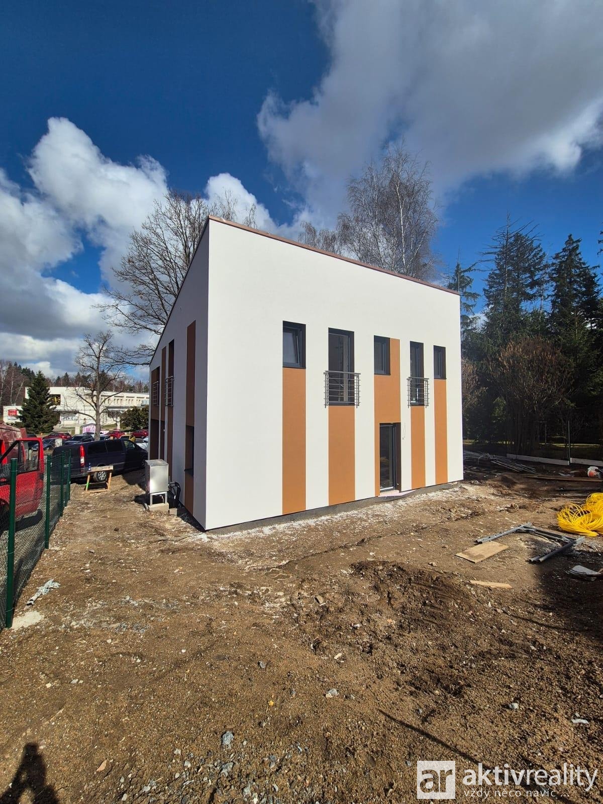 70CE43A0-F1C4-45F1-A8BB-A765548DEE2E