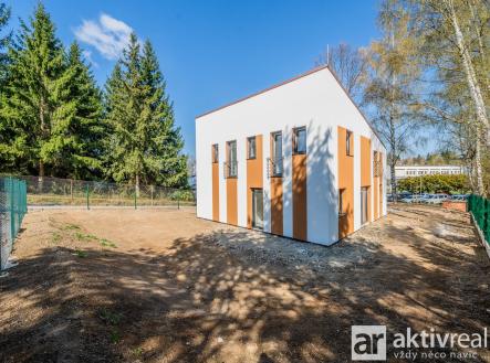 7IV02438 | Prodej - dům/vila, 145 m²