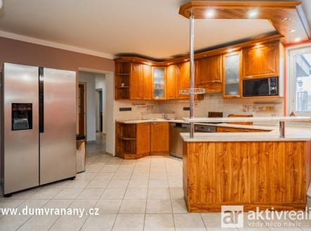 7IV08438 | Prodej - dům/vila, 223 m²