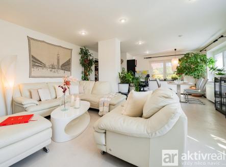 7IV01092 | Prodej - dům/vila, 150 m²