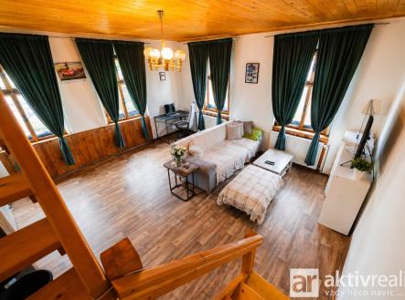 1 byt ob p 05 | Prodej - dům/vila, 250 m²
