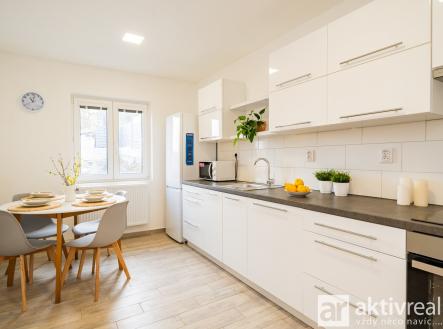 7IV02151 | Prodej - chata/rekreační objekt, 147 m²
