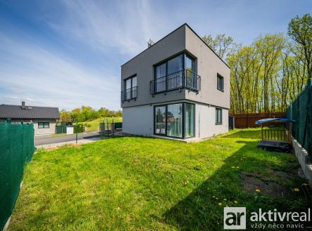 dumneratovice.cz 19 | Prodej - dům/vila, 124 m²