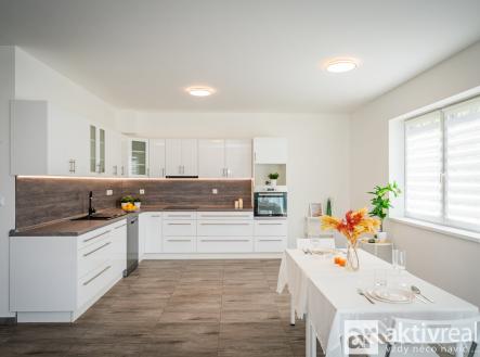 dumneratovice.cz 14 | Prodej - dům/vila, 124 m²