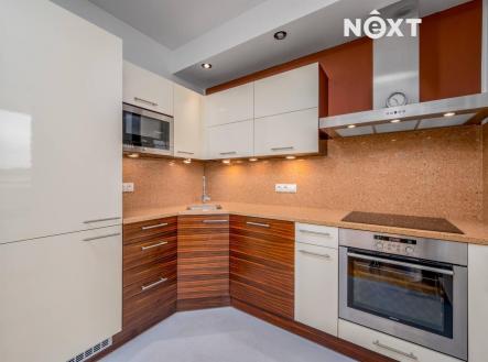Pronájem bytu, 3+kk, 80 m²