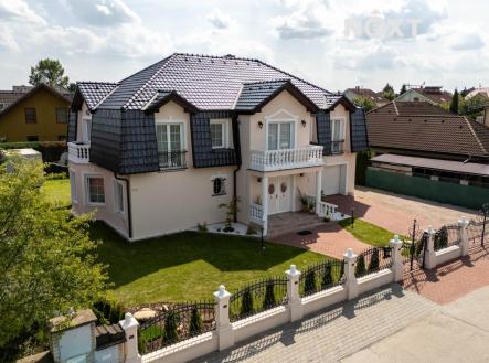 Prodej - dům/vila, 240 m²