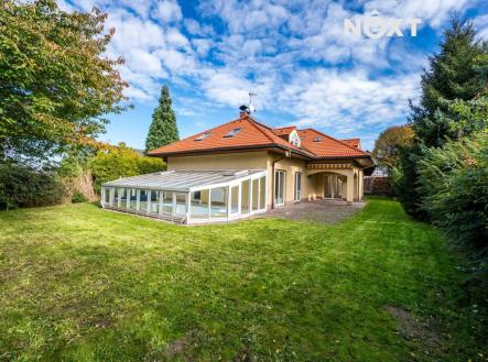 Prodej - dům/vila, 337 m²