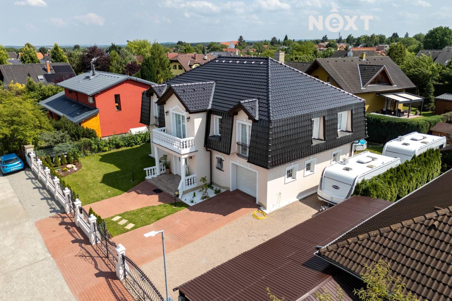 Pronájem byt 3+kk, 130㎡