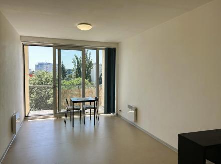Pronájem bytu, 1+kk, 31 m² obrázek