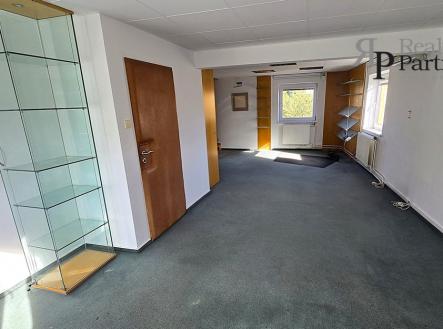 20251031-114421-1.jpg | Pronájem bytu, 5+1, 99 m²