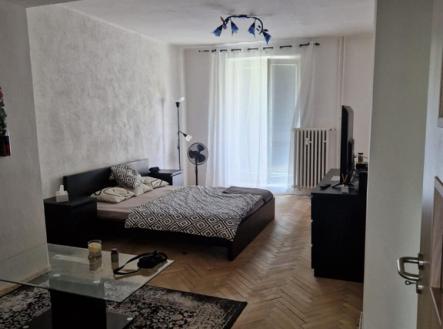 e45eb066-240b-40e0-95a6-b06c90cd061c.jpg | Pronájem bytu, 3+1, 80 m²