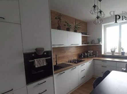 a.jpg | Pronájem bytu, 2+1, 58 m²