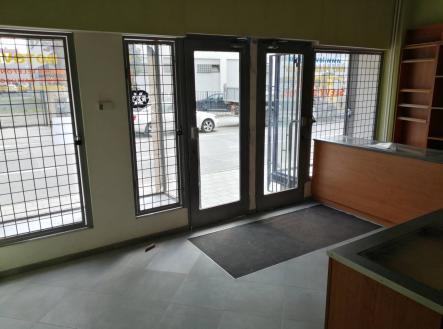 Bez popisku | Pronájem - obchodní prostor, 42 m²