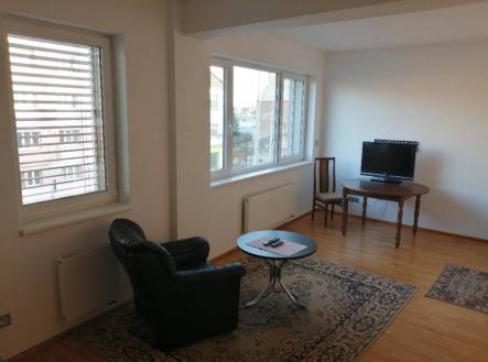 Bez popisku | Pronájem bytu, 1+kk, 39 m²