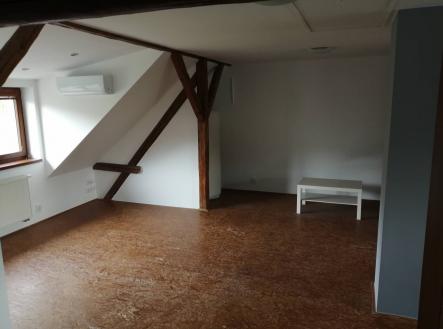 Bez popisku | Pronájem bytu, 1+kk, 66 m²