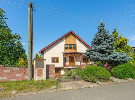 . | Prodej - dům/vila, 275 m²