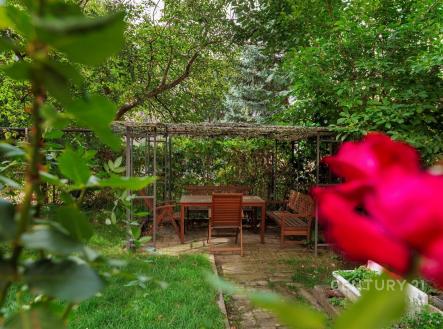 . | Prodej bytu, 2+kk, 57 m²