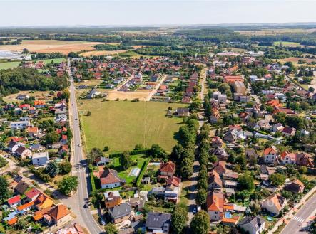 . | Prodej - pozemek pro bydlení, 18 000 m²