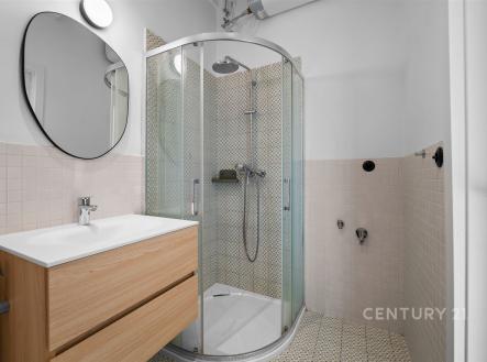 . | Prodej bytu, 1+kk, 37 m²