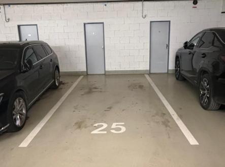 . | Pronájem - malý objekt/garáž