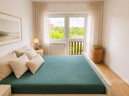 . | Pronájem bytu, 2+kk, 55 m²