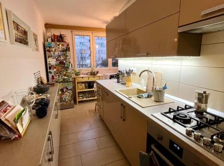 Pronájem bytu, 3+1, 73 m²