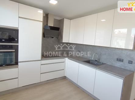 Pronájem bytu, 2+1, 62 m² obrázek