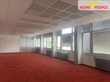 1 | Pronájem - kanceláře, 300 m²