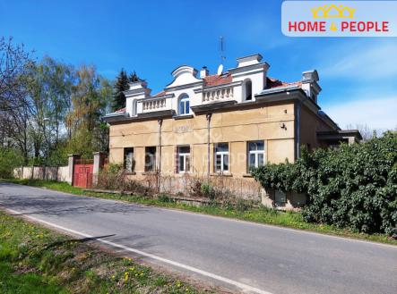 4 | Prodej - dům/vila, 413 m²