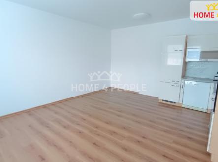 4 | Pronájem bytu, 1+kk, 37 m²