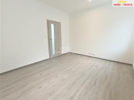 4 | Pronájem bytu, 2+kk, 45 m²