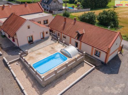 1 | Prodej - dům/vila, 558 m²