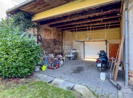 21 | Prodej - dům/vila, 220 m²