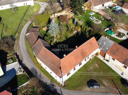 2 | Prodej - chata/rekreační objekt, 220 m²