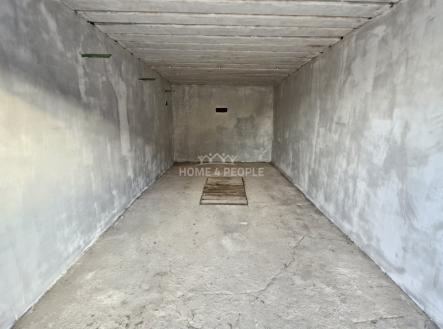 2 | Prodej - malý objekt/garáž