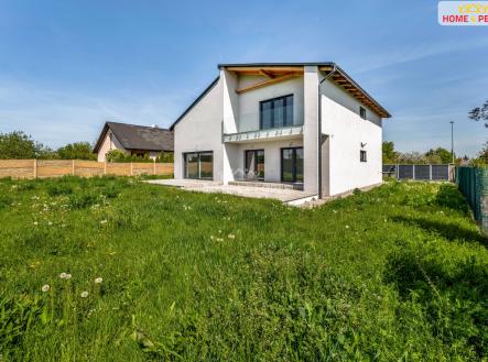 2 | Prodej - dům/vila, 238 m²